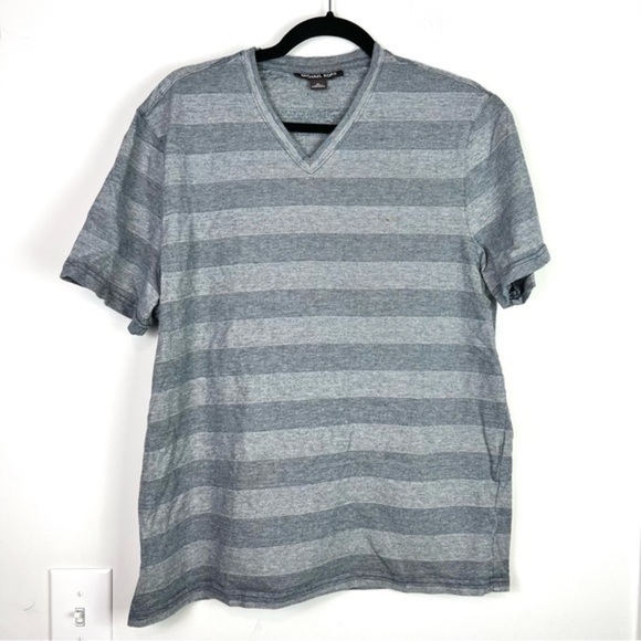 Michael Michael Kors grey stripe v neck mens size XL t shirt - Picture 1 of 9